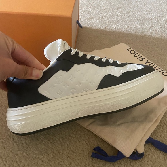 Louis Vuitton Groovy Platform Sneaker *GIFTABLE* size 7, EU 37 (hard to find) - Picture 4 of 15